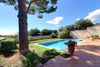  Maison  vendre 6 pices 205 m