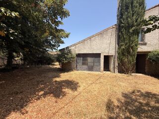  Parking / Garage à vendre 150 m²