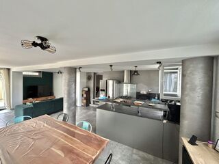  Maison  vendre 6 pices 170 m