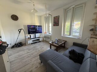  Immeuble  vendre 152 m