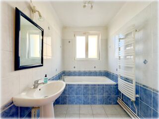  Appartement  vendre 4 pices 63 m