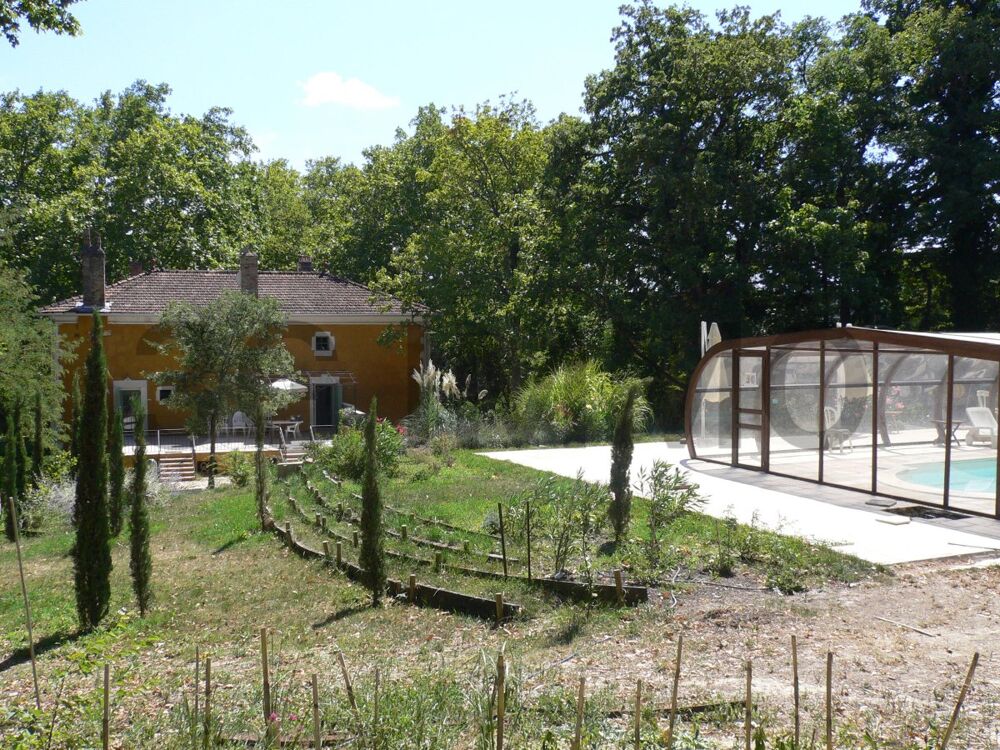  vendre  Proprit/chteau Bollne (84500)