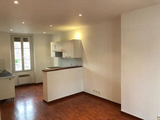 Immeuble à vendre 10 pièces 236 m²