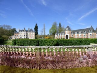  Propri�t�/ch�teau � vendre 15 + pi�ces 1600 m�