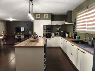  Maison à vendre 6 pièces 174 m²