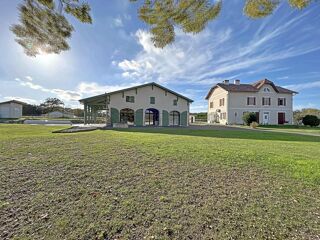  Maison � vendre 15 + pi�ces 419 m�