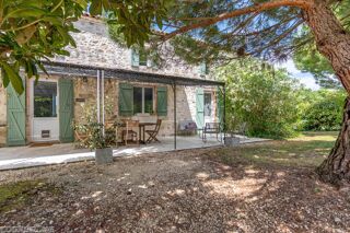  Maison à vendre 15 + pièces 680 m²