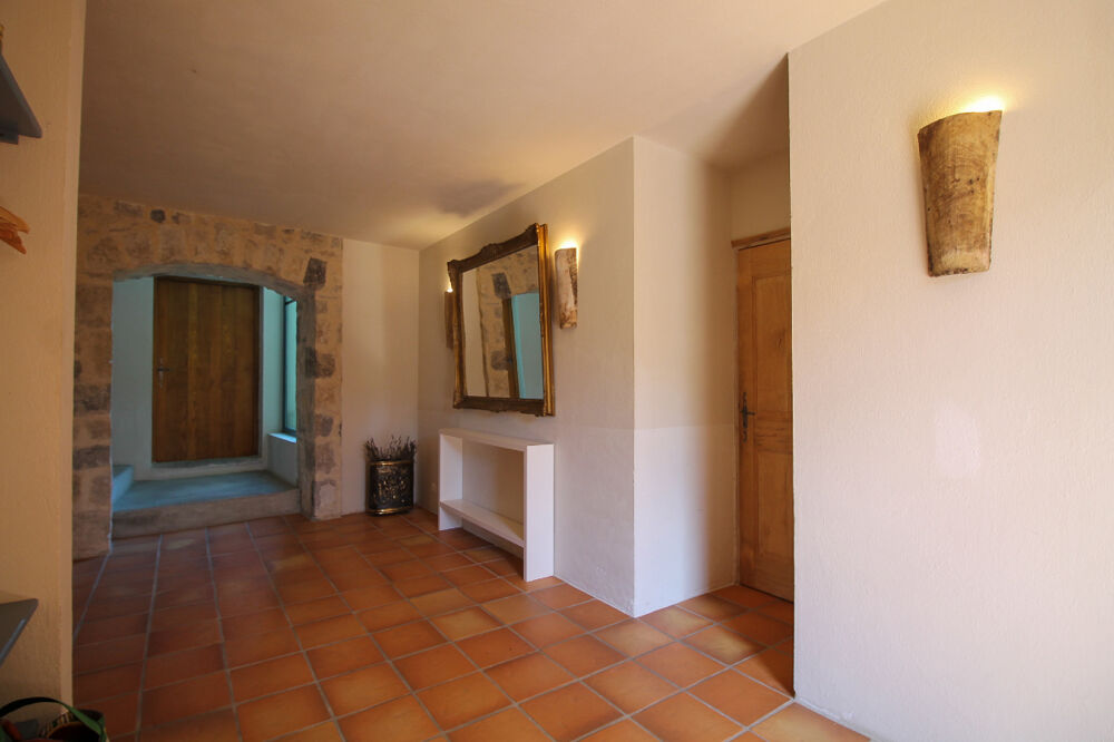 � vendre  Maison Montbrun-les-Bains (26570)