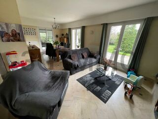  Maison  vendre 6 pices 162 m