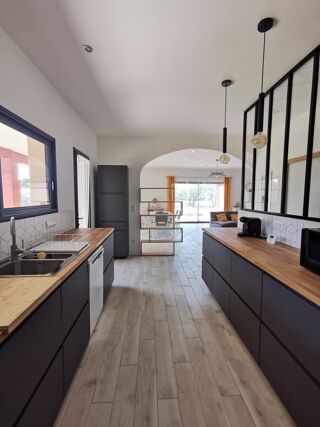  Maison  vendre 4 pices 