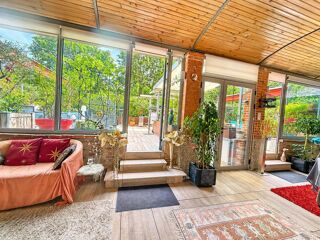  Appartement � vendre 8 pi�ces 179 m�