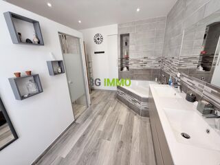  Maison à vendre 8 pièces 232 m²