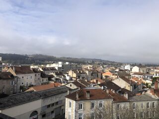  Appartement à vendre 6 pièces 143 m²