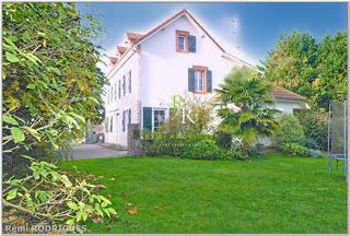  Maison � vendre 10 pi�ces 219 m�