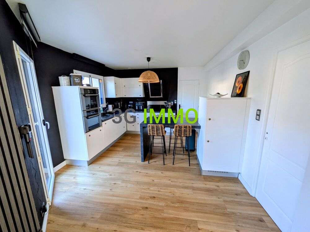 Vente Maison Maison 5 pièces Romillé