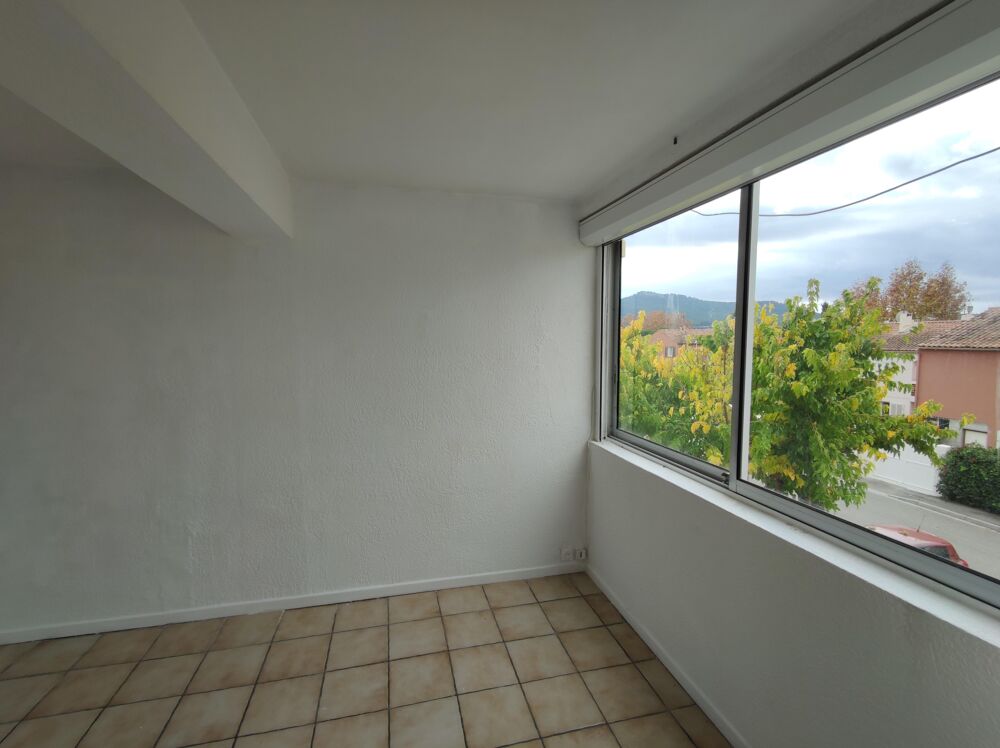 Location Appartement Appartement 4 pièces Saint-cyr-sur-mer