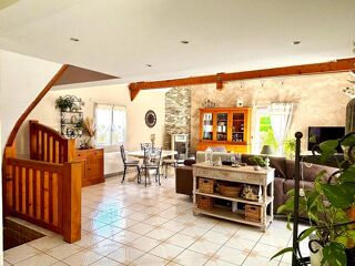  Maison à vendre 8 pièces 215 m²