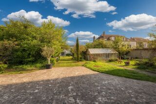  Maison � vendre 9 pi�ces 280 m�