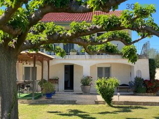  Maison � vendre 7 pi�ces 165 m�