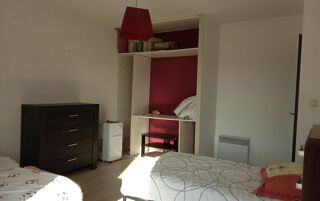  Appartement à louer 3 pièces 94 m²