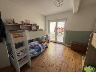  Maison  vendre 6 pices 214 m