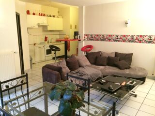  Immeuble � vendre 271 m�