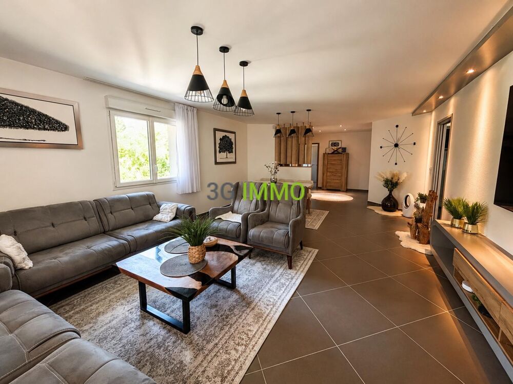 Vente Maison Maison 7 pièces Poncin
