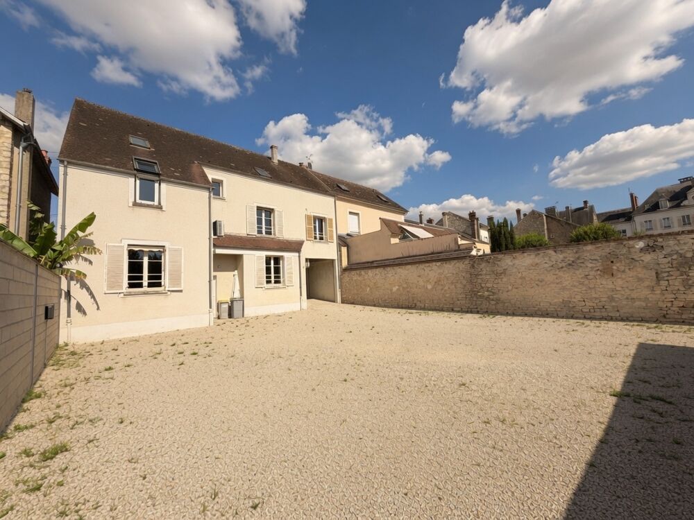 Vente Immeuble Immeuble 17 pièces Nemours