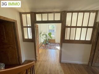  Maison  vendre 9 pices 