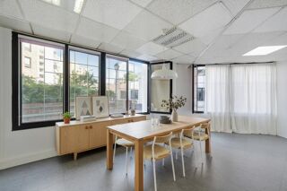  Immeuble à vendre 10 pièces 303 m²