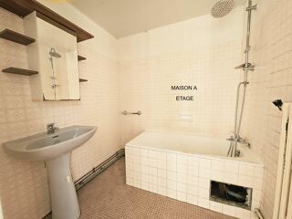  Maison à vendre 10 pièces 205 m²