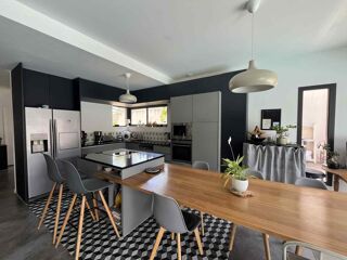  Maison  vendre 6 pices 140 m