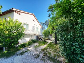  Maison à vendre 10 pièces 226 m²