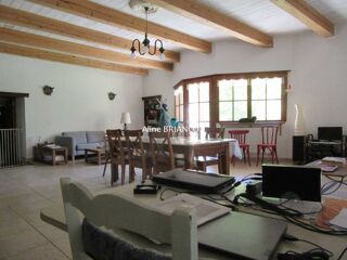  Maison  vendre 11 pices 380 m