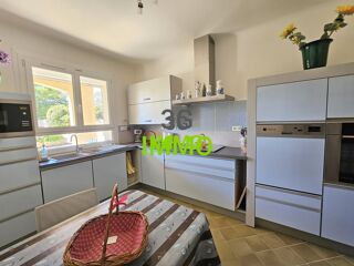  Maison � vendre 8 pi�ces  N�mes