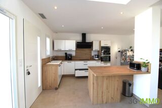  Maison  vendre 6 pices 121 m