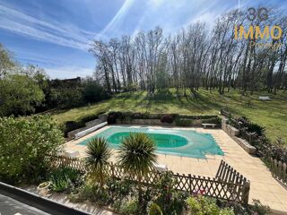  Maison � vendre 10 pi�ces 240 m�