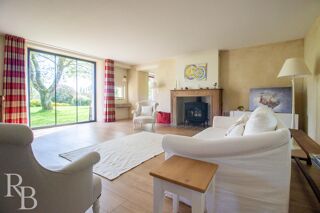  Maison � vendre 8 pi�ces 258 m� Theix-noyalo