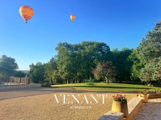  Maison à vendre 15 + pièces 410 m²