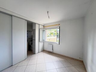  Maison  vendre 4 pices 