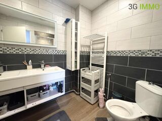  Maison � vendre 5 pi�ces  Hautmont
