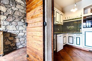  Maison � vendre 8 pi�ces 234 m�