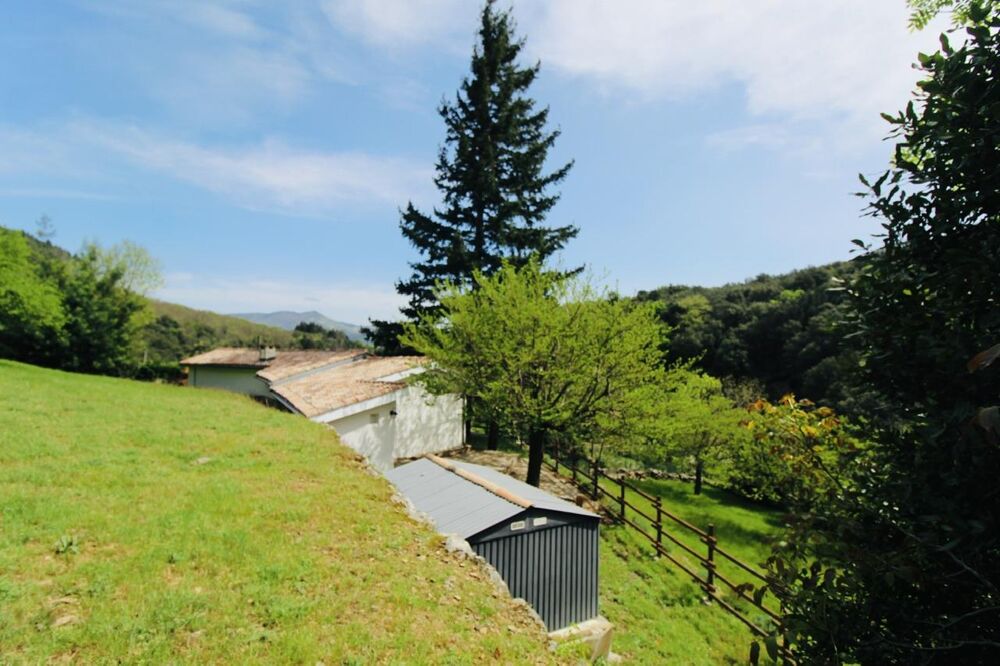 Vente Maison Maison et grand terrain 4 pièces Rosis