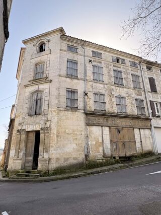  Maison � vendre 10 pi�ces 240 m�