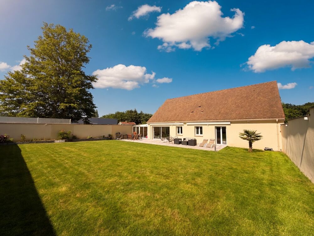 Maison 8 pièces 256 m² · à Samois-sur-Seine · 256 m² · 740 000 €