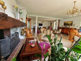  Maison � vendre 7 pi�ces 214 m�