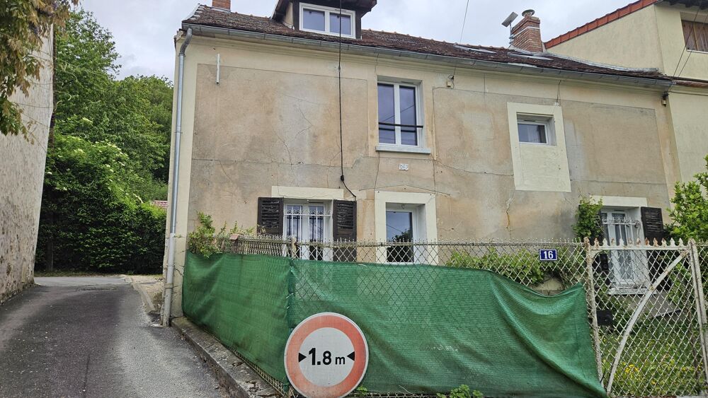 Maison 5 pièces 142 m² · à Saint-Cyr-sur-Morin · 142 m² · 193 500 €