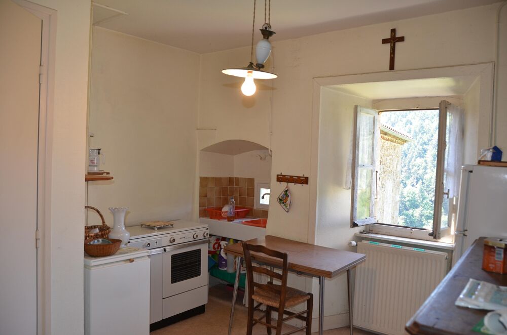 Vente Maison Maison de village 5 pièces Saint-pierreville