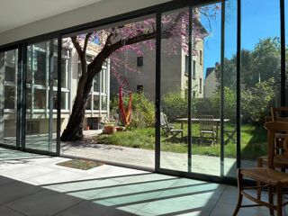 Maison 20 pièces · 980 000 €