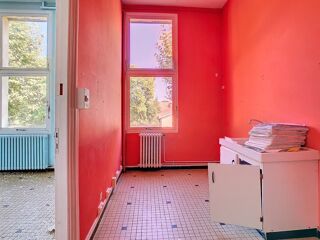  Immeuble � vendre 15 + pi�ces 272 m�